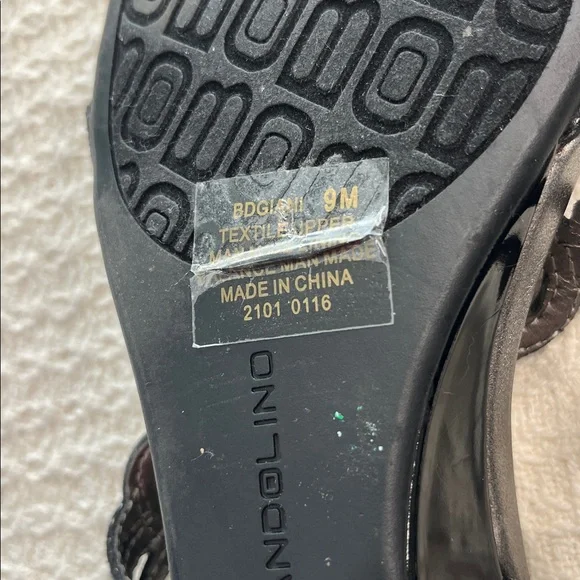 Bandolino glitter circles dressy sandal, with black patent wedge heel, classic - Picture 5 of 16